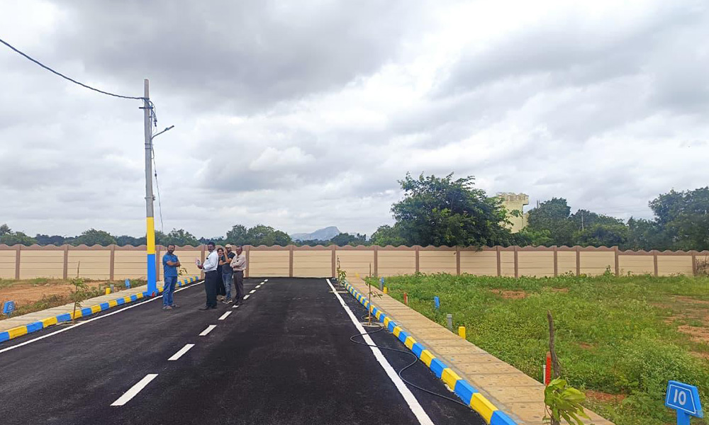 VS Yogitha Amenities
